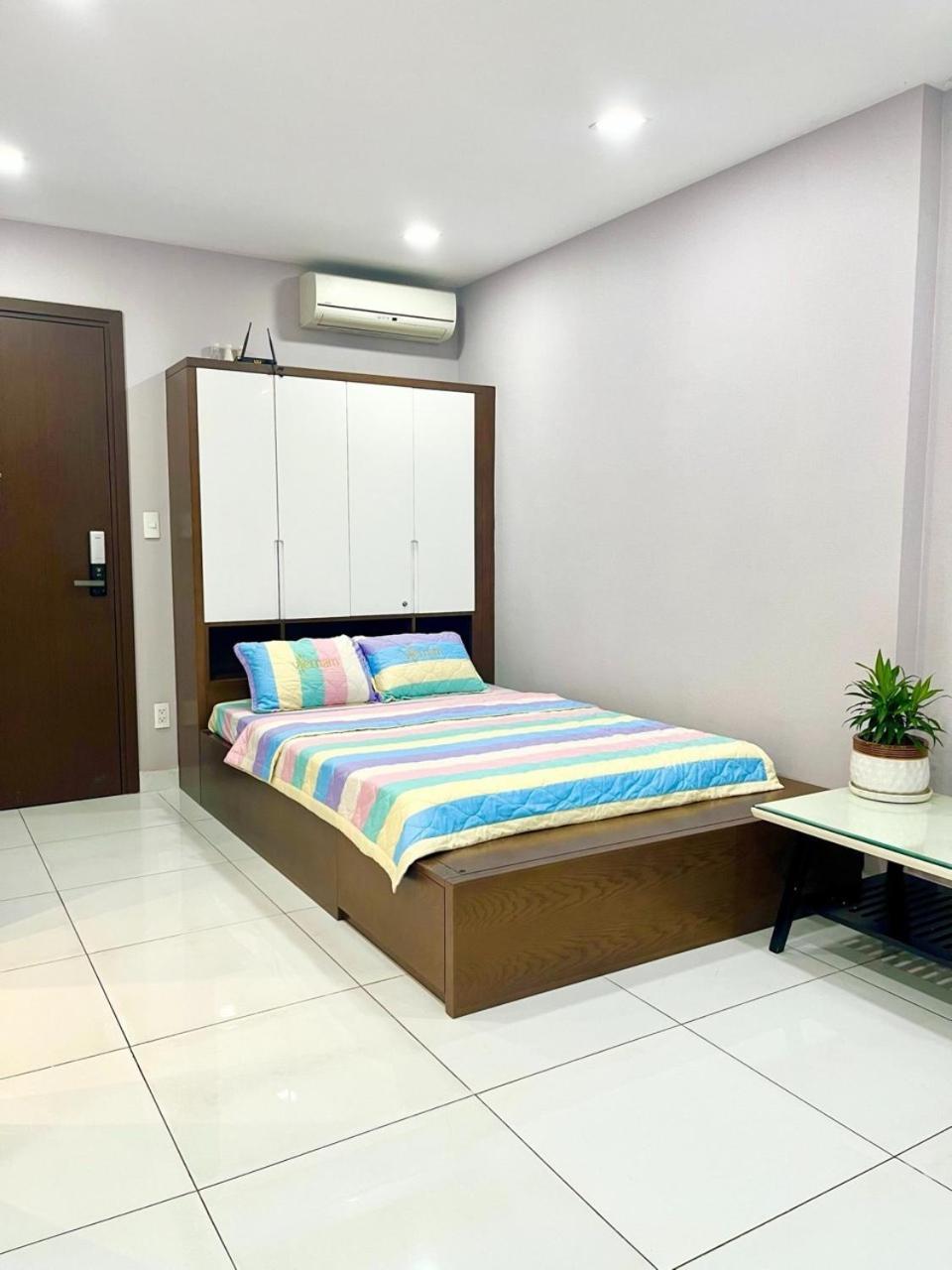 Can Ho Cao Cap 2 Giuong 1 Wc, 57 M2, Gan San Bay Tan Son Nhat Apartment Ho Chi Minh City Exterior photo